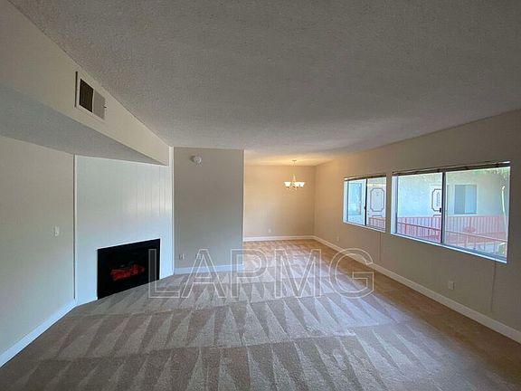 2nd image of 5435 Bellingham Ave Unit 202