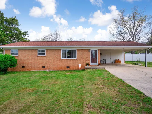 208 Million St, Athens, TN 37303