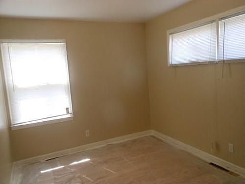 3rd image of 506 W 38th St N