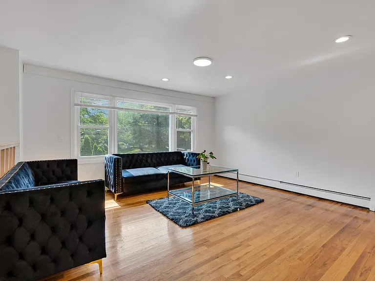 459 Norwood Ave — Photo 8