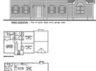 137 Bellevue Ave, Dracut, MA 01826