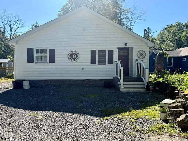 63 Bauer Rd