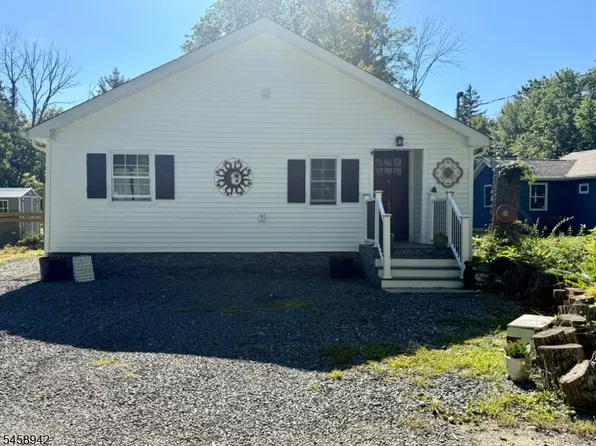 63 Bauer Rd, Frankford Twp., NJ 07860