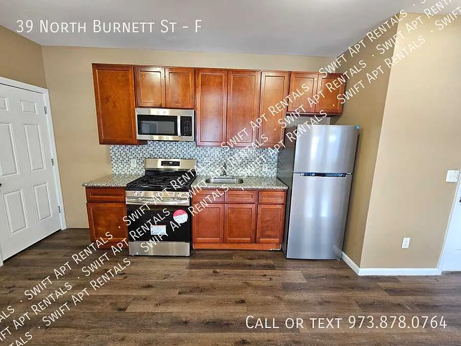 North Burnett East Orange 2 Bed $1900 — Photo 4