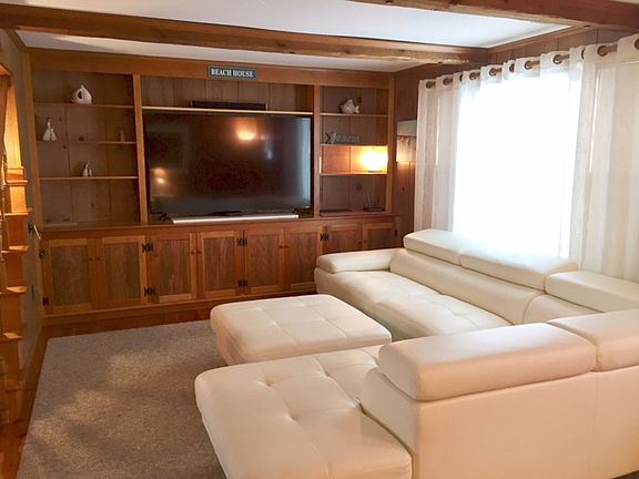 Custom cabinetry