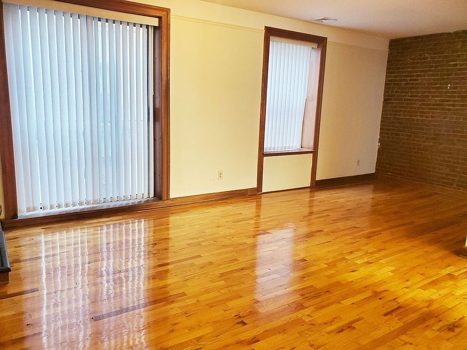 1st image of 350 Lincoln Pl APT 4G
