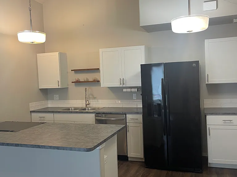 635 Sparks St N #633 — Photo 3