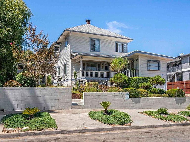 4554 Date Ave