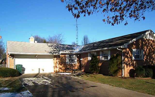 1st image of 843 Parkway Dr