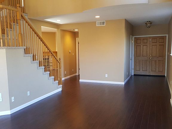 4th image of 7999 Pineville Cir