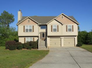 563 Morgans Ridge Ct, Winder, GA 30680