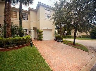 803 NW 170th Ter, Pembroke Pines, FL 33028