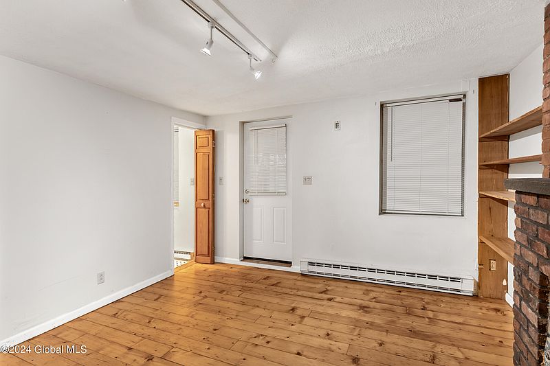 4th image of 341 Hudson Avenue