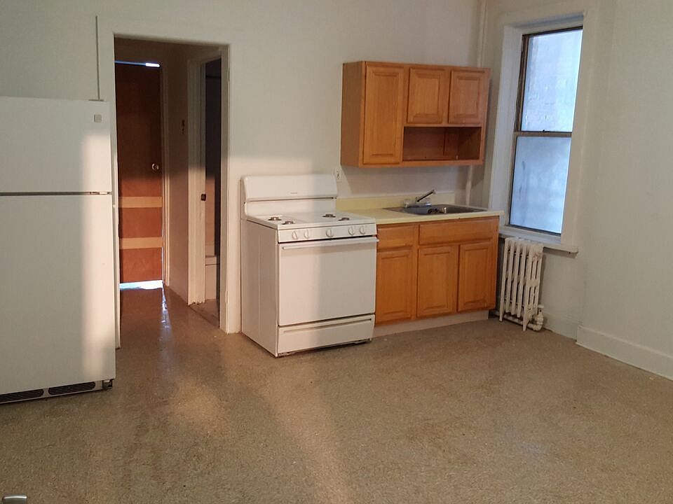 1st image of 530 Nepperhan Ave