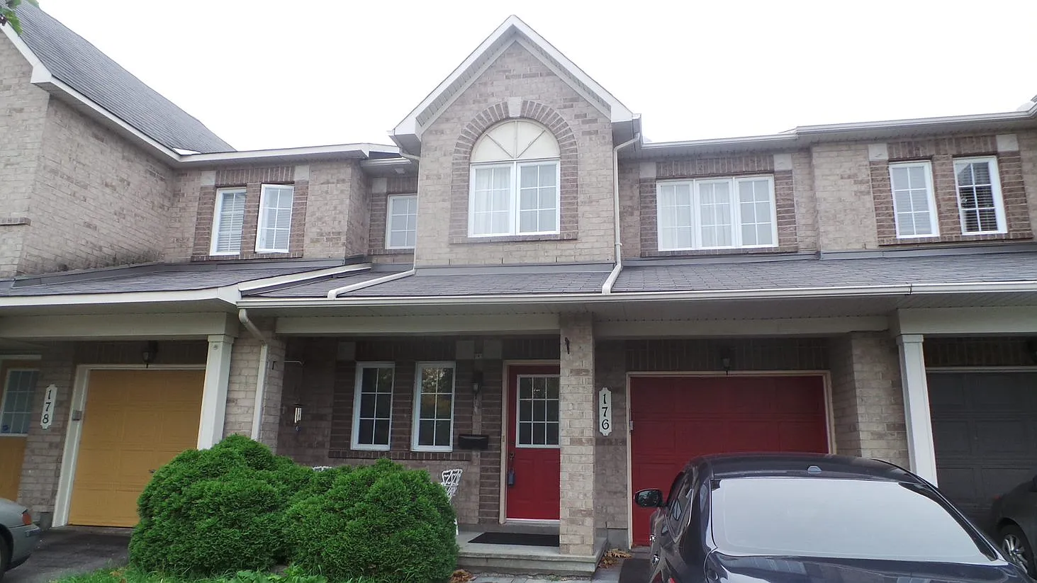 176 Cresthaven Dr — Photo 1