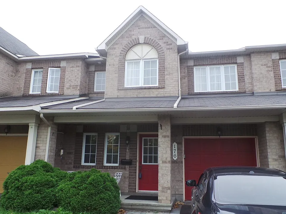 176 Cresthaven Dr #176