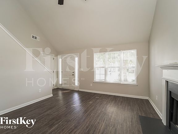 5th image of 7008 Hidden Creek Dr