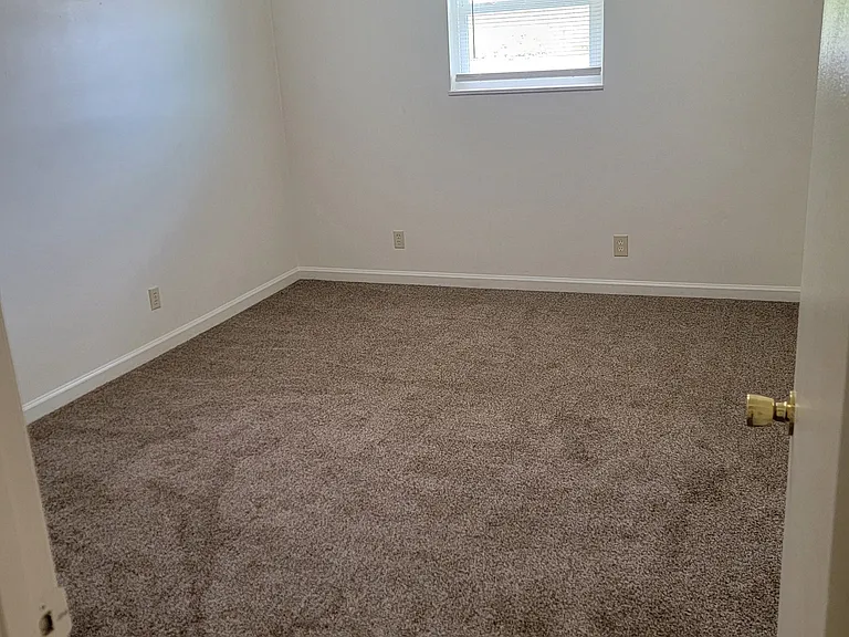 8483 Shawn Ridge Dr #8483 — Photo 9