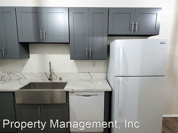3rd image of 833 Fedora St #106