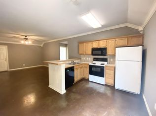 1124 W Hendrix St, Fayetteville, AR 72703