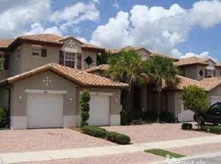 8075 NW 127th Ln, Parkland, FL 33076