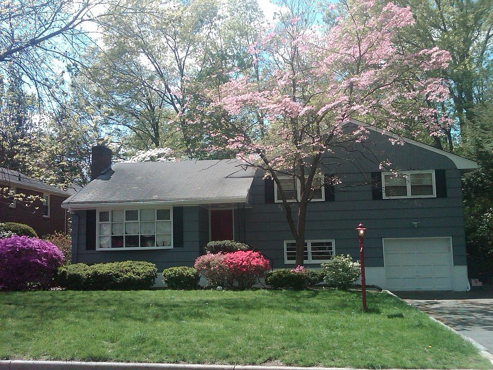 1st image of 1110 Lynwood Ave