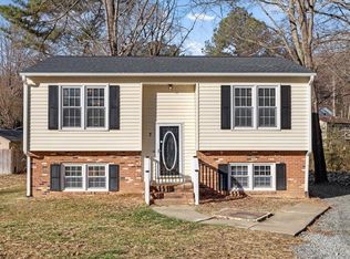 7 Misty Creek Ct, Durham, NC 27705