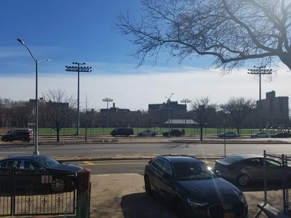 2023 Linden Boulevard image 5 of 8