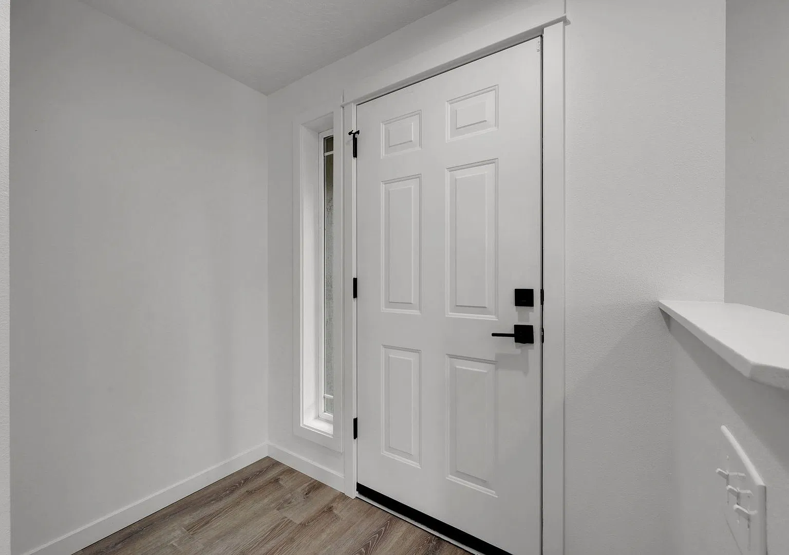 Updated 3 bedroom 2 bath house in a great neighborhood! — Photo 4