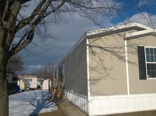 6160 Minosa Dr SE, Grand Rapids, MI 49548