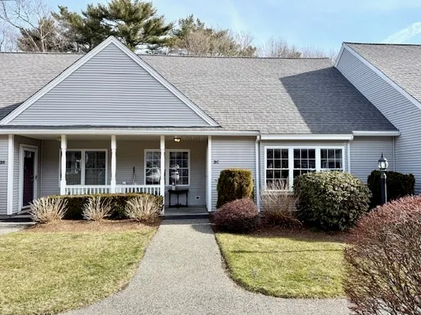3 Cranberry Grove Way APT C, Wareham, MA 02571