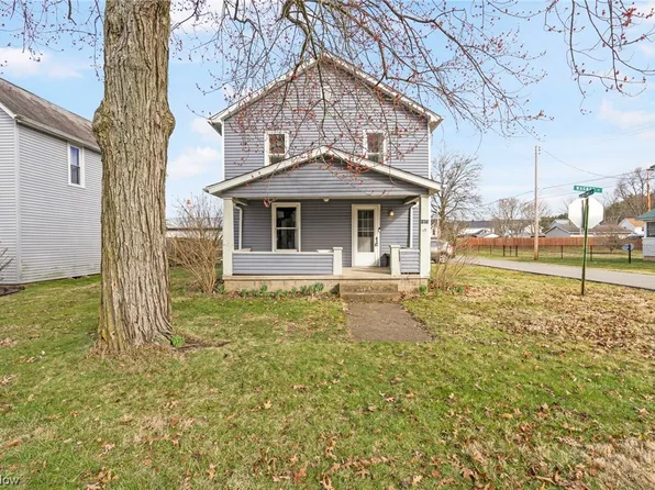1973 Wagner St NW, Dover, OH 44622