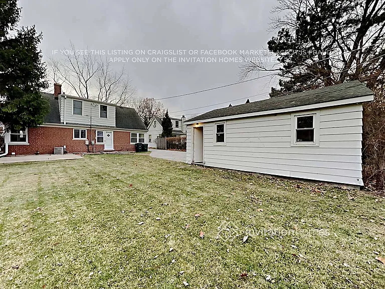 2116 Hickory Ct — Photo 19