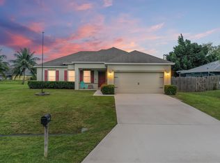 2109 SW Chestnut Ln, Port Saint Lucie, FL 34953