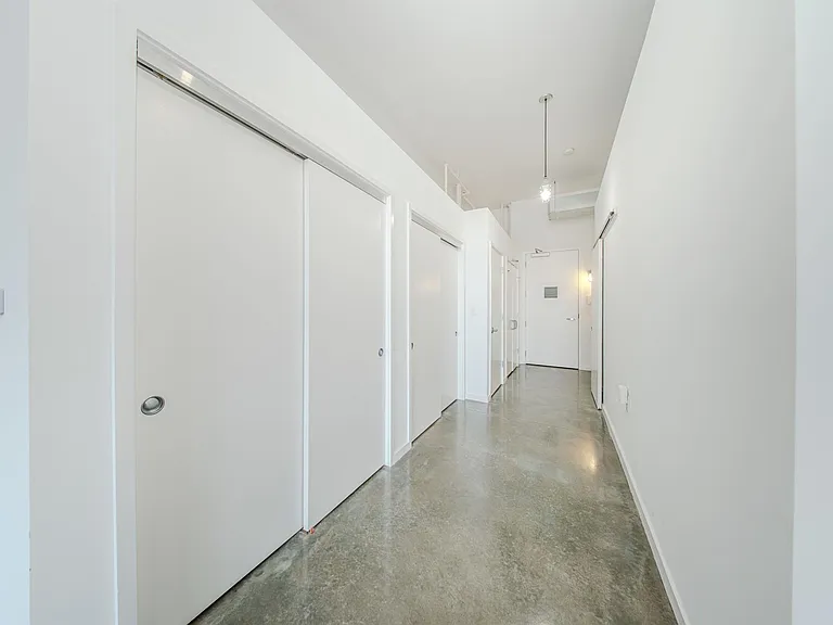 211 E Nine Mile Rd #215 — Photo 11