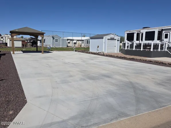 8288 Lake Shore Dr, Show Low, AZ 85901