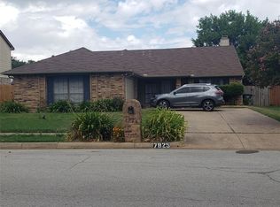 7825 Castillo Rd, Fort Worth, TX 76112