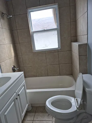 1017 Lincoln Ave Photo 1