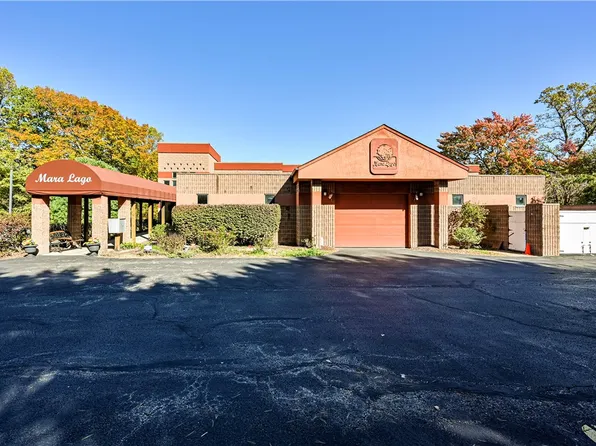 301 Vista Dr APT 402, Greensburg, PA 15601