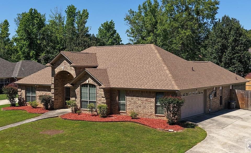1st image of 1027 Brown Dr