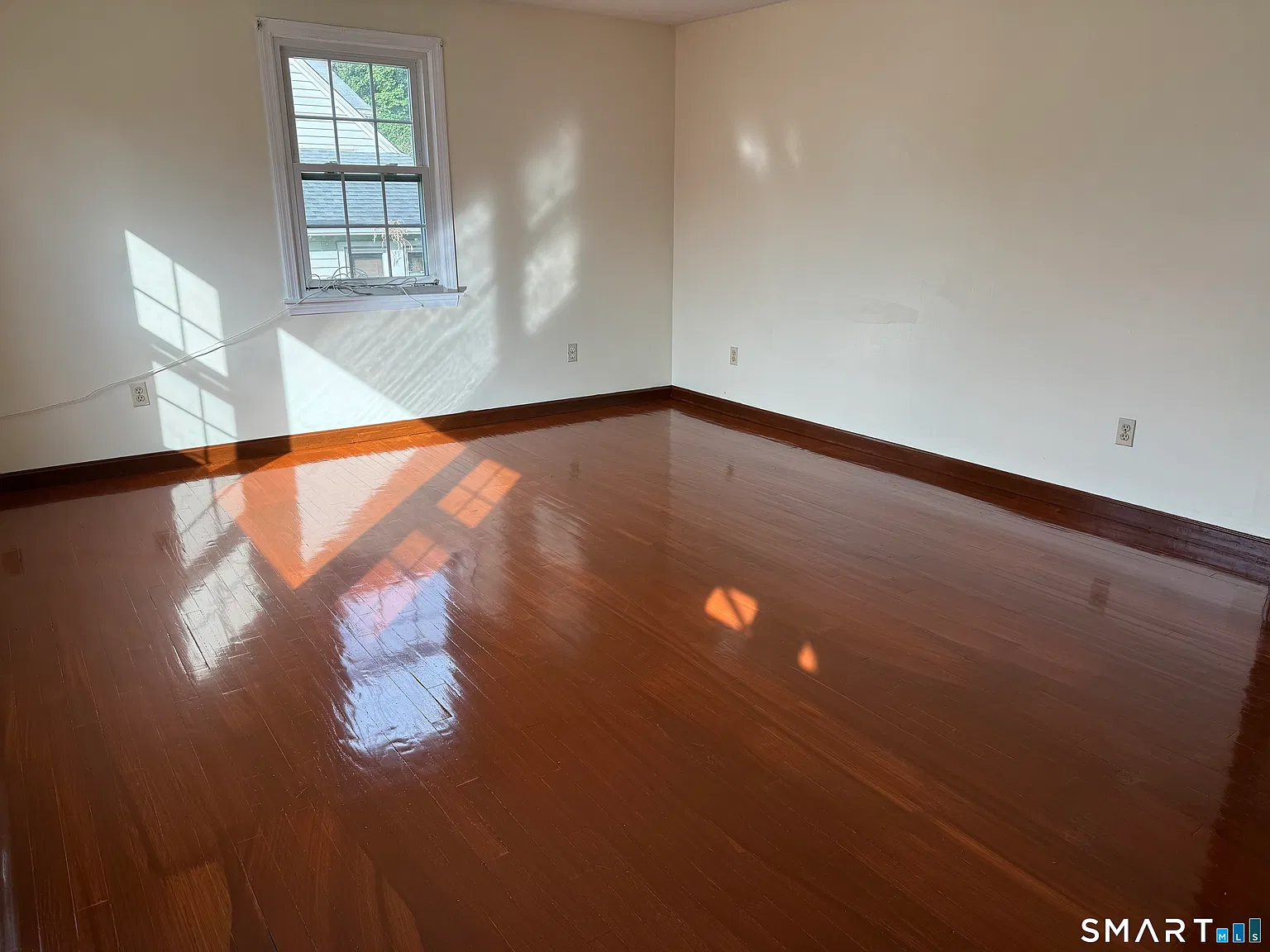 2 bed, 1.5 bath, 2520 sqft, $2,000 — Photo 4