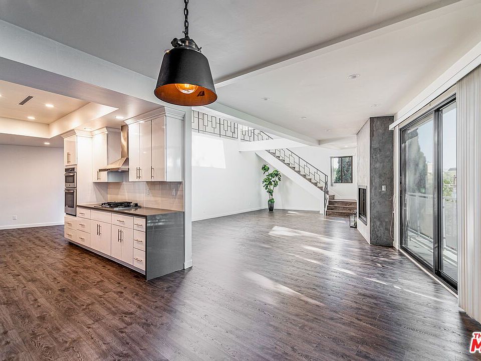 1st image of 8755 N Shoreham Dr #401