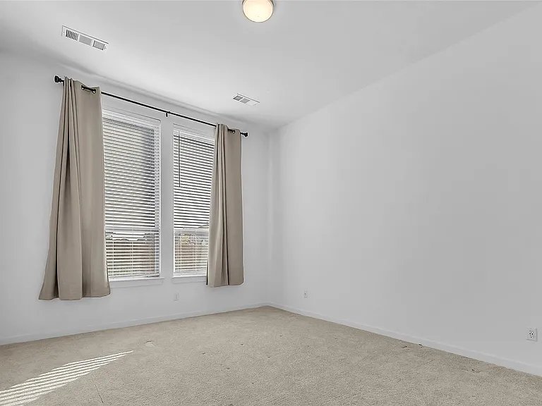 1805 Everglades Dr — Photo 18