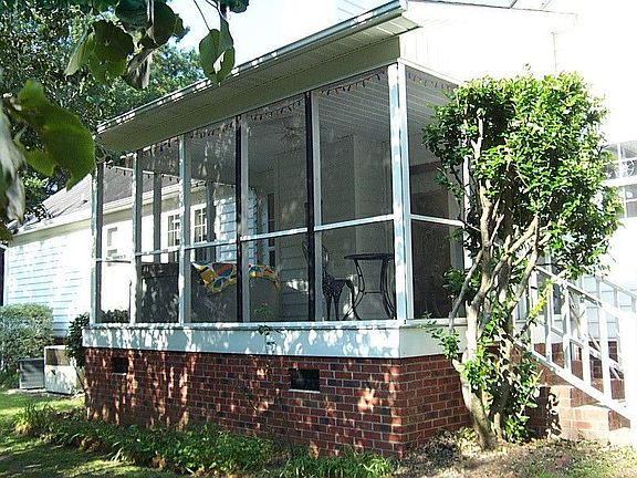 2nd image of 2000 Honeydew Dr