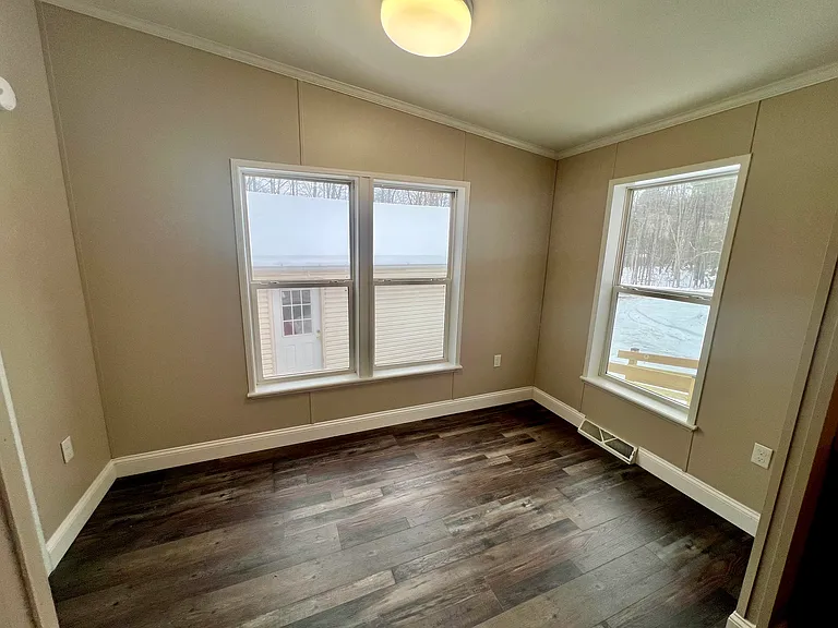 215 Brighton Hill Rd — Photo 5