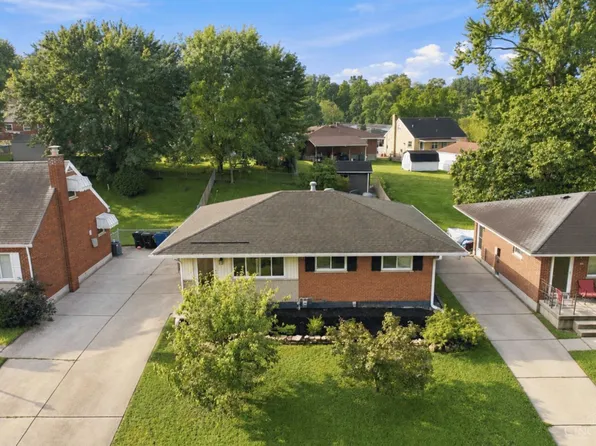 7141 Bluecrest Dr, Cincinnati, OH 45230