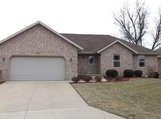 5374 W Applewood St, Springfield, MO 65802