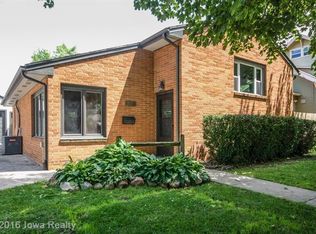 304 N C St, Indianola, IA 50125