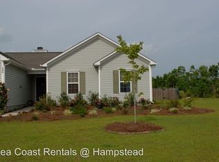 200 Red Carnation Dr, Holly Ridge, NC 28445