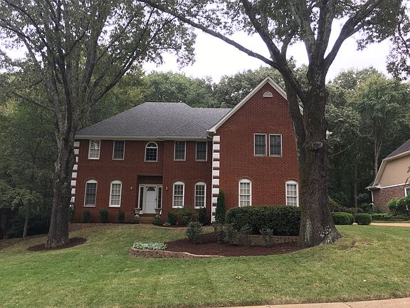 2nd image of 750 Crestover Dr